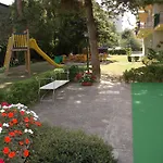 Отель Adria Линьяно-Саббьядоро