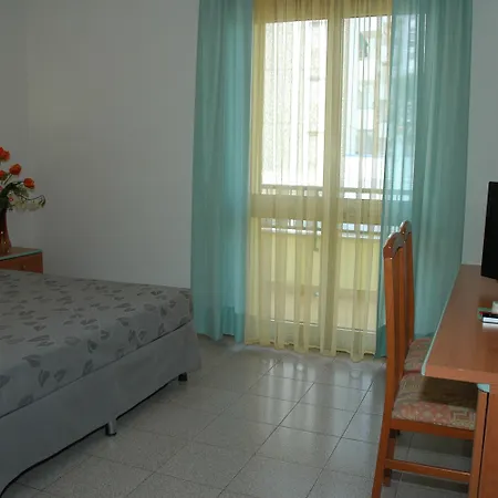 Hotel Adria 3*
