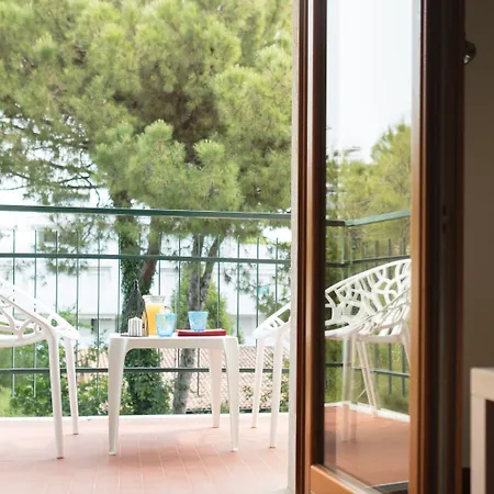 阿德里亚酒店 利尼亚诺萨比亚多罗