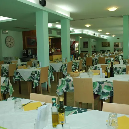 Hotel Adria 3*